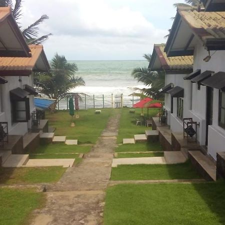 Ramon Beach Resort Ambalangoda  Bagian luar foto