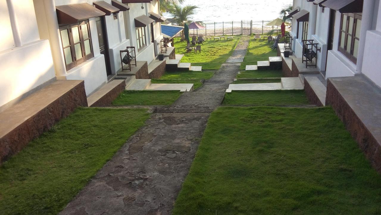 Ramon Beach Resort Ambalangoda  Bagian luar foto