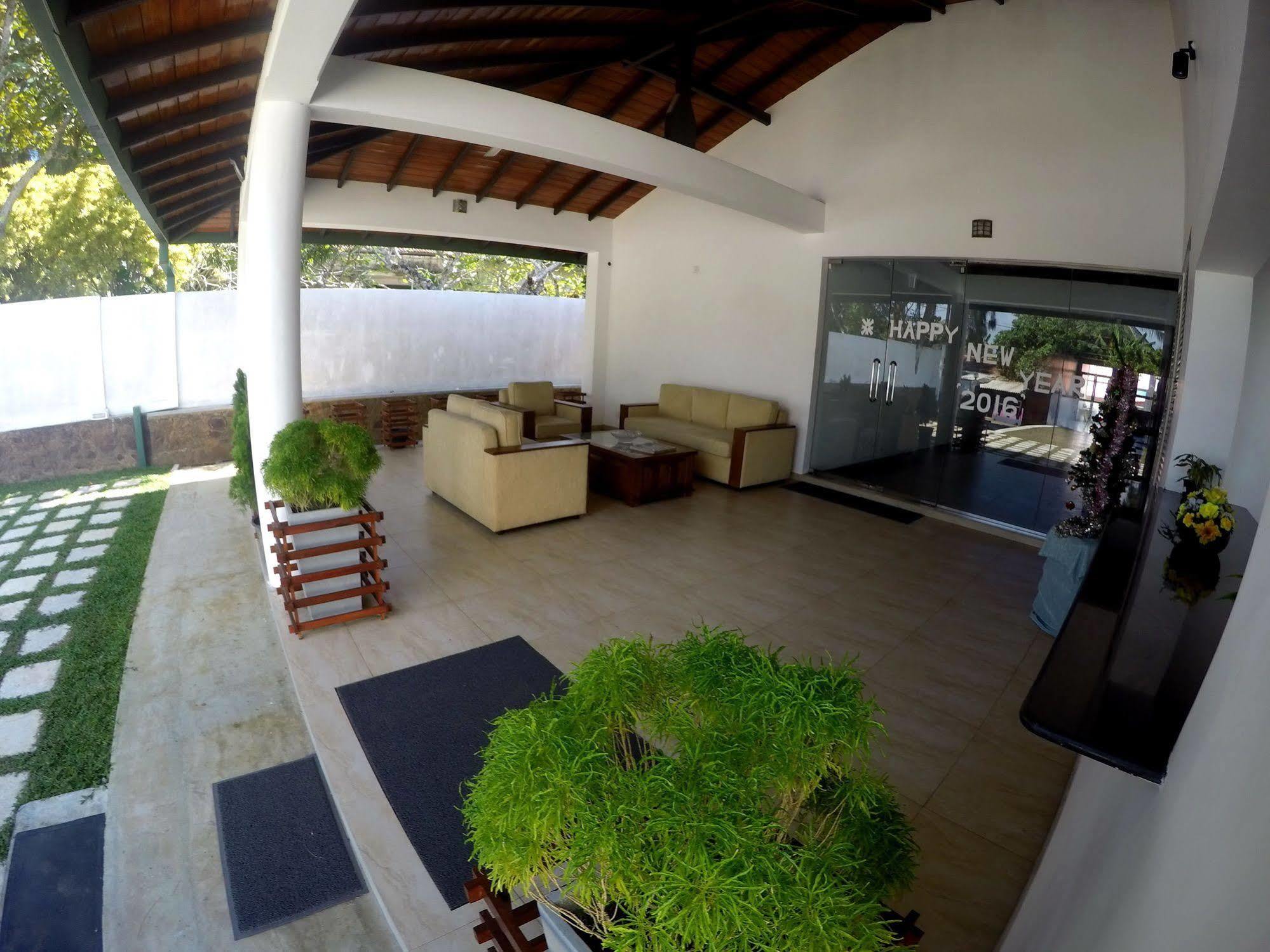 Ramon Beach Resort Ambalangoda  Bagian luar foto